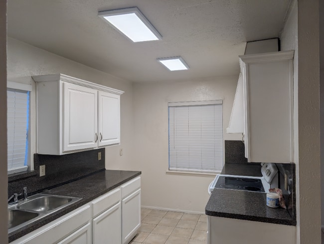 Photo - 144 Crestwood Blvd