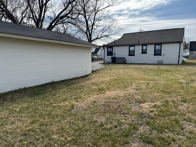 Photo - 1350 Pine St