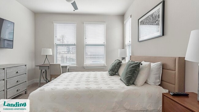 Photo - 15950 Chase Hill Blvd Unit 8114