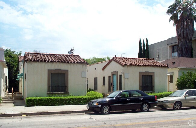 Photo - 1122 S Doheny Dr Apartments