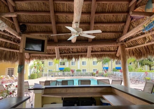 Photo - 8264 Key Royal Cir Unit 812