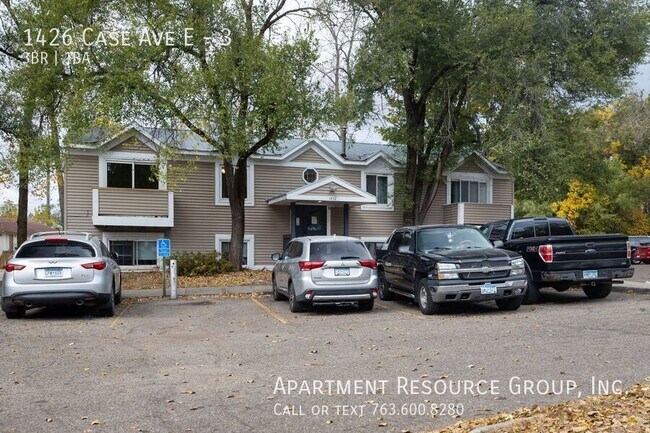 Building Photo - 1426 Case Ave E Unit 3