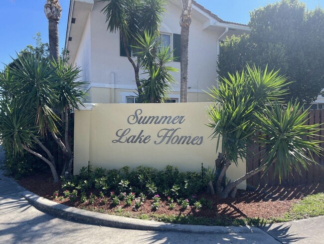 Building Photo - 5122 NW 30th Ln