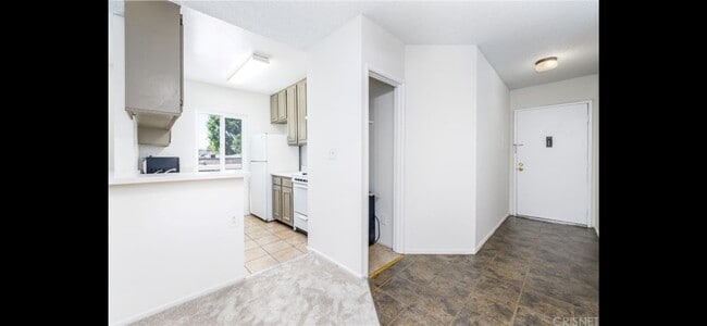 Photo - 17900 Sherman Way Unit 320