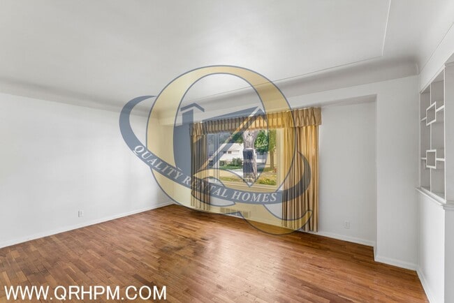 Photo - Available Now!!! 4 Bed, 2.5 Bath!!