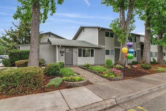 Building Photo - Sequoia Apartments