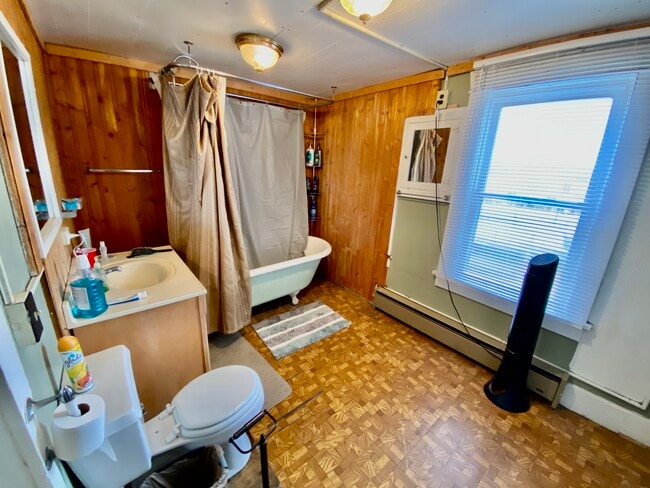 Photo - 221 Jones Ave Unit 221