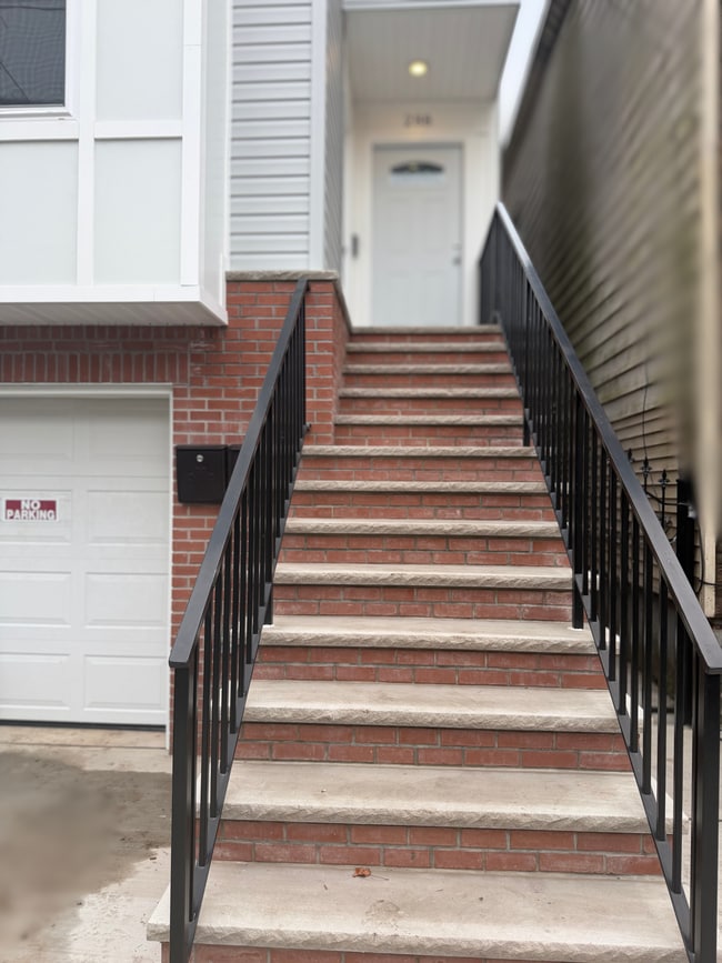 Photo - 288 S 7th St