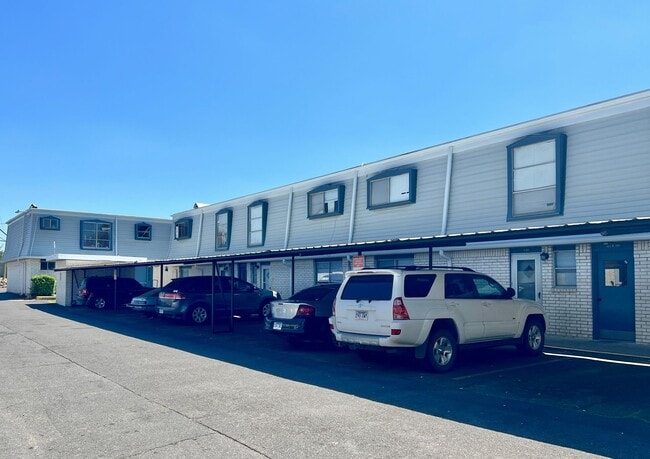 Higdon Ferry Apartments