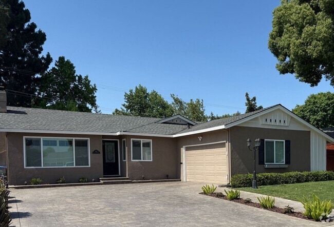 Building Photo - Remodeled Willow Glen Home