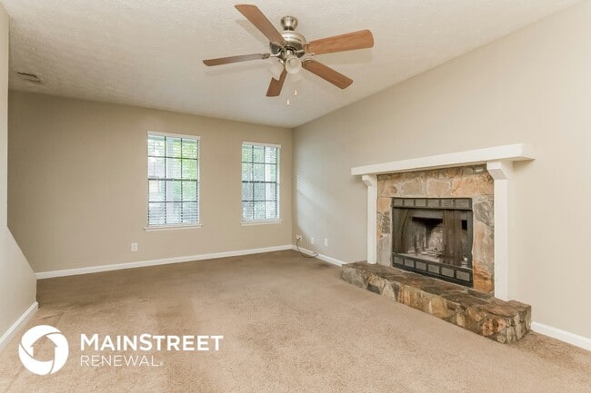 Photo - 6125 Creekford Dr
