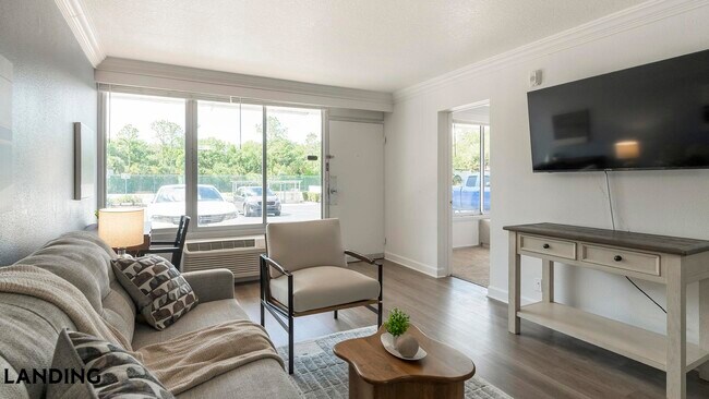 2851 Maingate Village Cir Unit 15-104