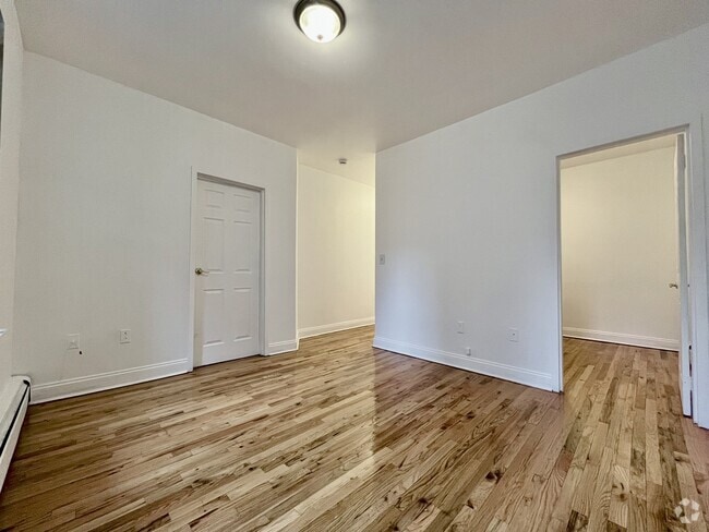 Building Photo - 519 W 151st St Rental