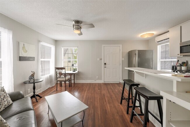 3310 Crawford St Unidad B