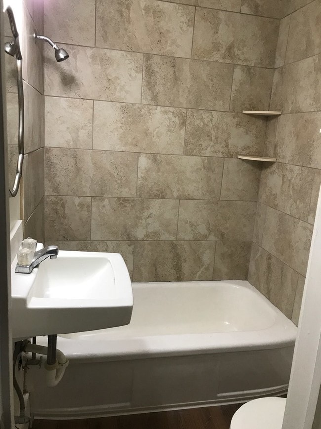 Photo - 152 S Kenwood St Unit 152 Kenwood