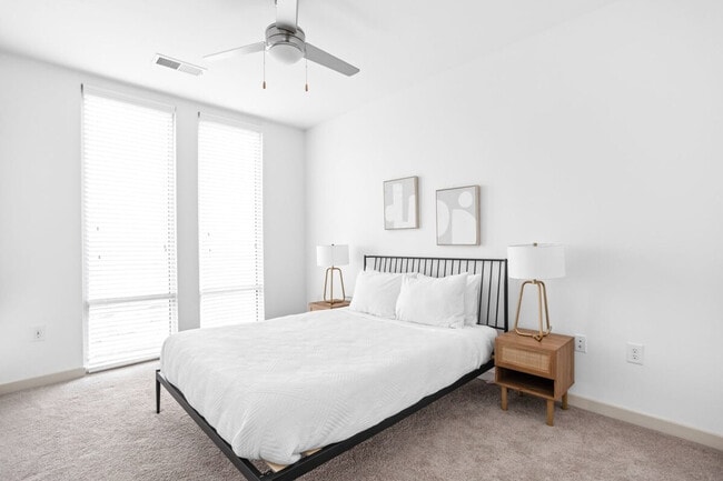 Photo - 747 N College Ave Unit ID1014481P