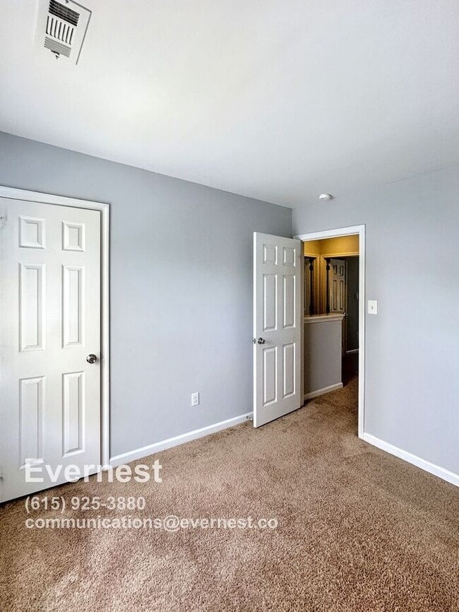 Photo - 10 Keeton Ct