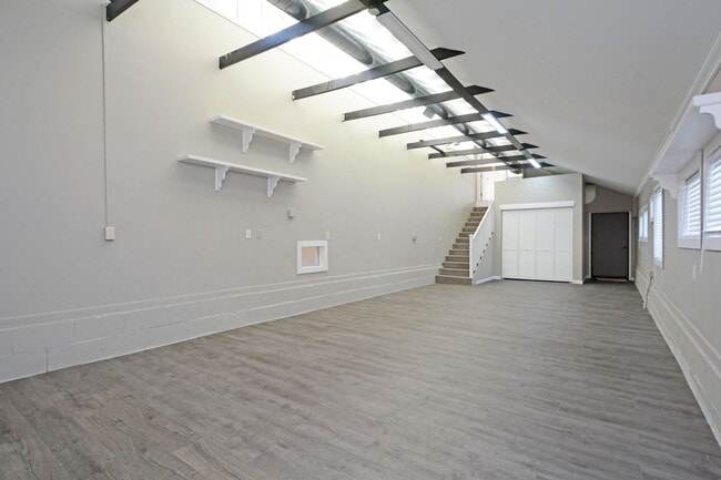 Building Photo - 814 Grand Ave Unit B Residential