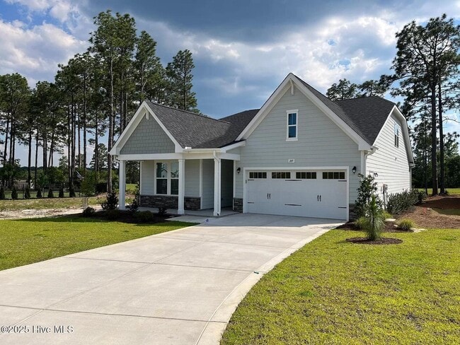 Building Photo - 205 Kinsale Cir Rental