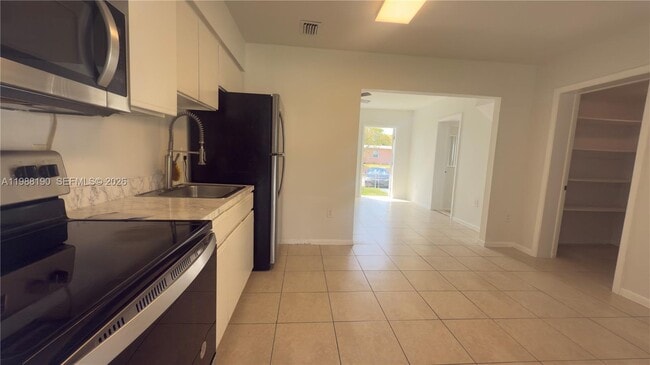 Photo - 1411 NE 155th Terrace