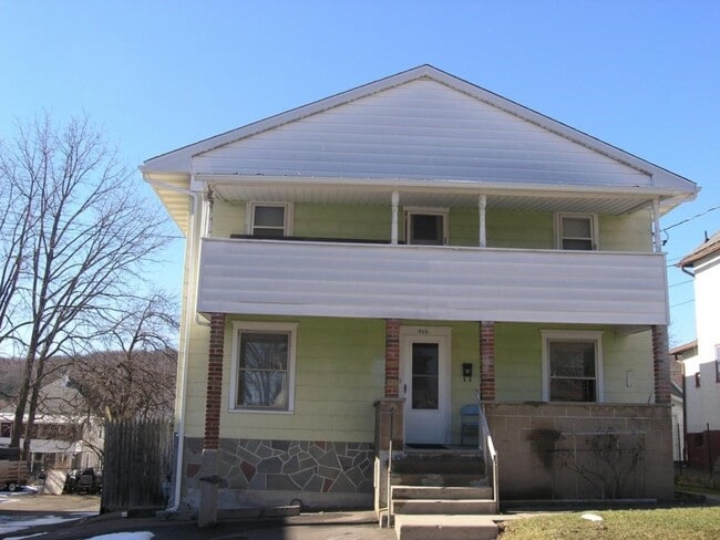 Building Photo - 219 Odell Ave Unit 2