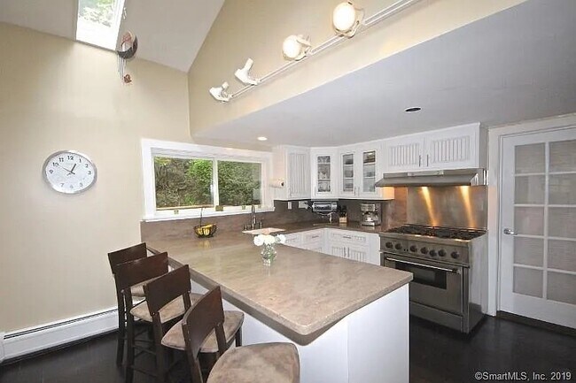 Photo - 1286 Long Ridge Rd