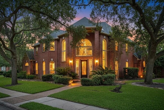 Building Photo - 13602 Springmint Dr