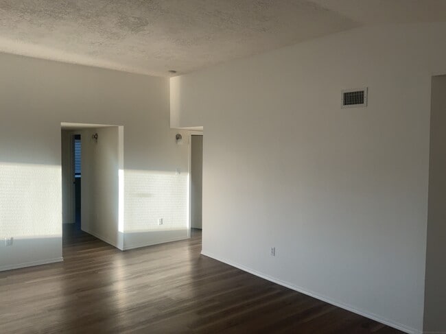 Photo - 10428 Pamplona St NW