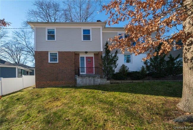 Building Photo - 1320 Mamaroneck Ave Rental