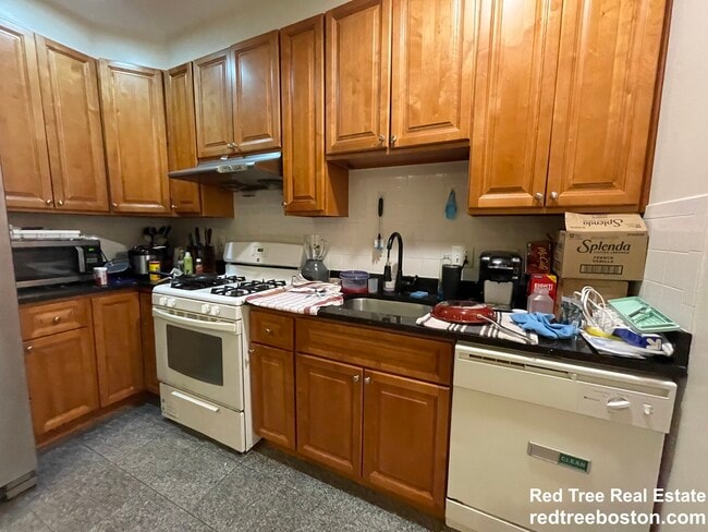 Photo - 127 Cedar St Unit 1