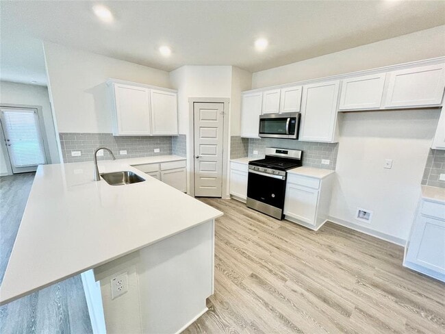 Photo - 2413 Sisterdale Ln