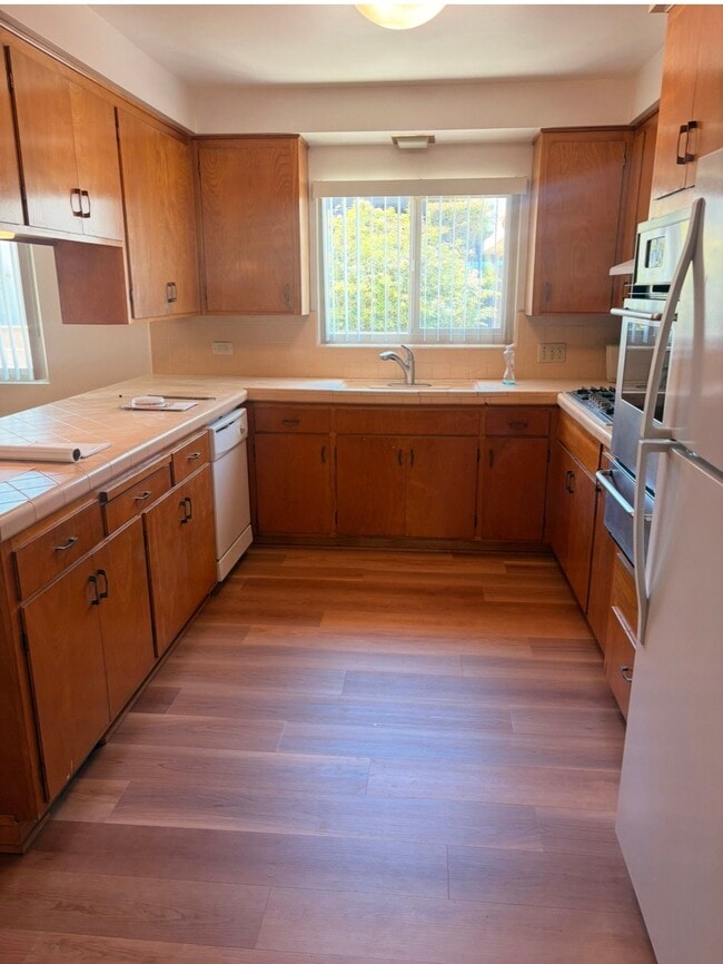 Photo - 4568 Alice St