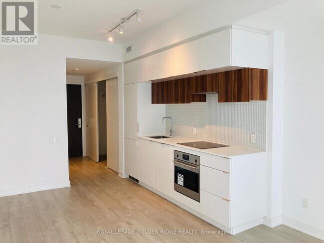 Photo - 185 Roehampton Ave Unité 2311