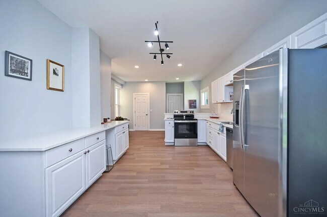 226 Congress Ave