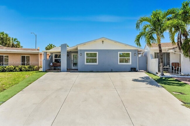 Photo - 2322 SW 106th Ct