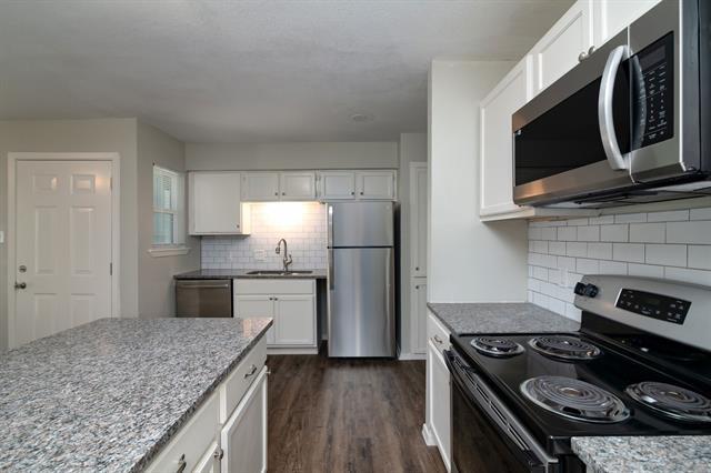 Photo - 8045 W Elizabeth Ln Unidad 105