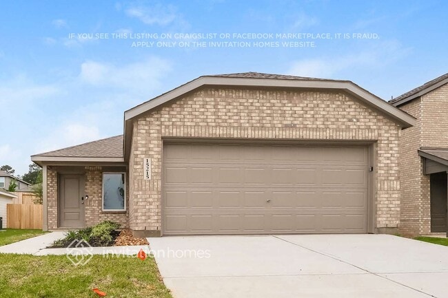 Building Photo - 15215 Abella Dr
