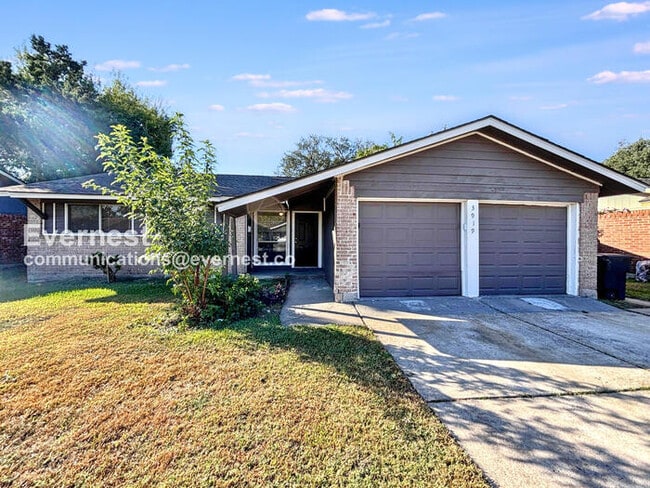 Photo - 3919 Rosebud Dr