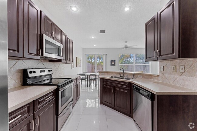 Building Photo - 6289 Crescent Lake Way Rental