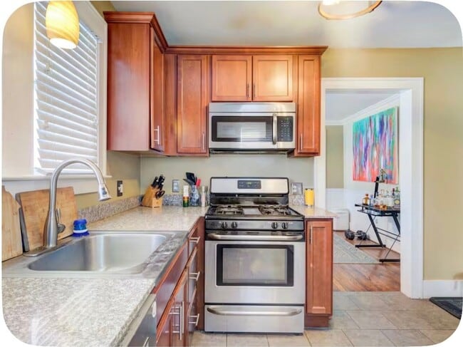 Photo - 610 Gardenia Ave