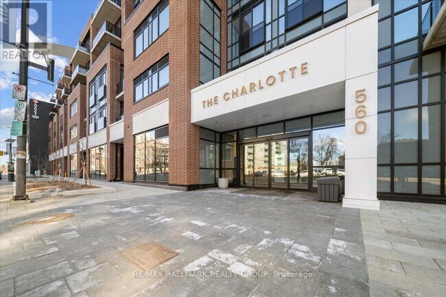 Photo - 560 Rideau St Unit 713