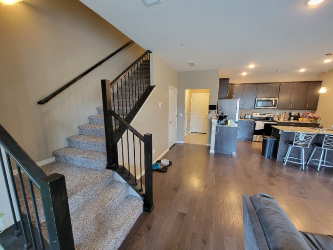 Photo - 2431 Crown View Dr