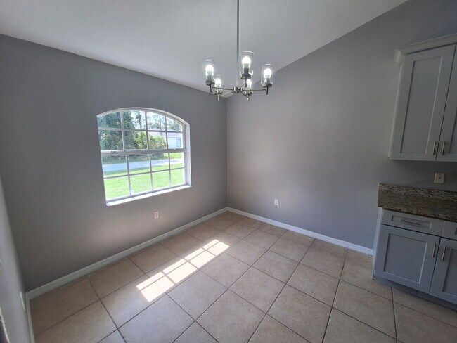 Photo - 3/2 Annual Rental Near Atwater Elementary School