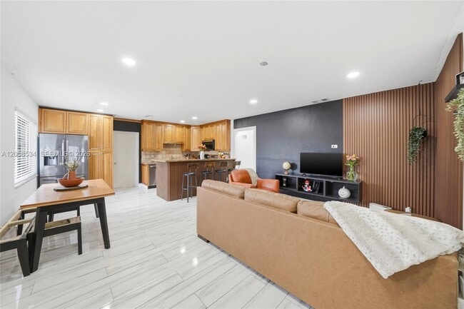 Photo - 2202 NW 61st Pl