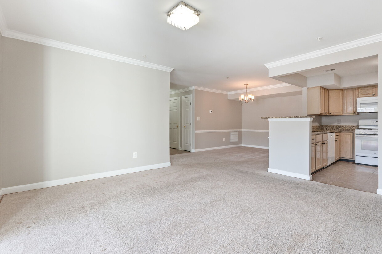 Photo - 9224 Cardinal Forest Ln (Lorton, VA)