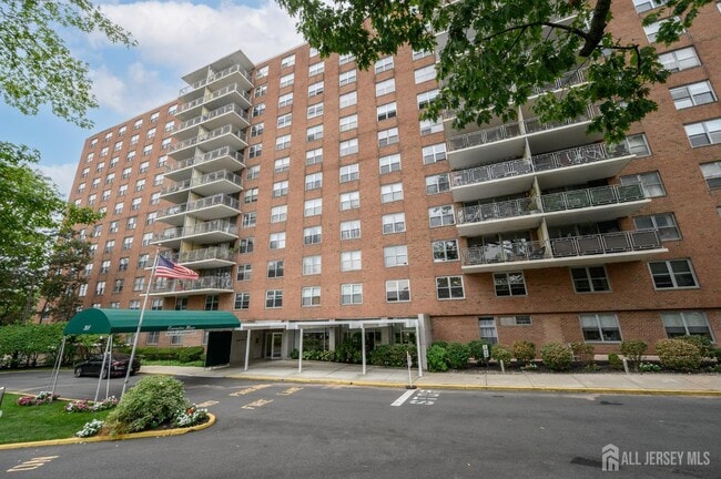 Building Photo - 301 Beech St Unit 4A