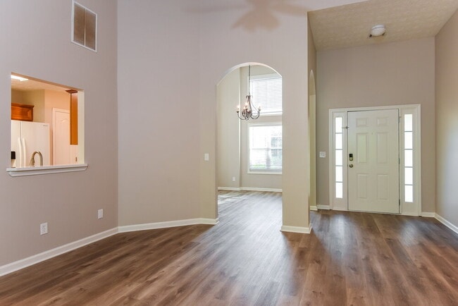 Photo - 20 Autumn Dr