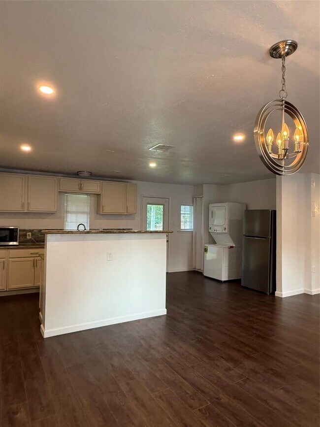 Photo - 9433 Rosehaven Dr