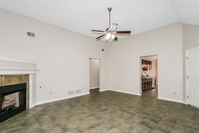 Photo - 8682 Cat Tail Dr