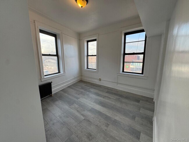 Photo - 33-07 Junction Blvd Unit 3rd floor